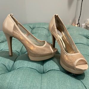 Jennifer Lopez High Heels